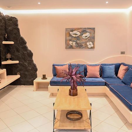 The Rock Luxury Homes メッサリア エクステリア 写真