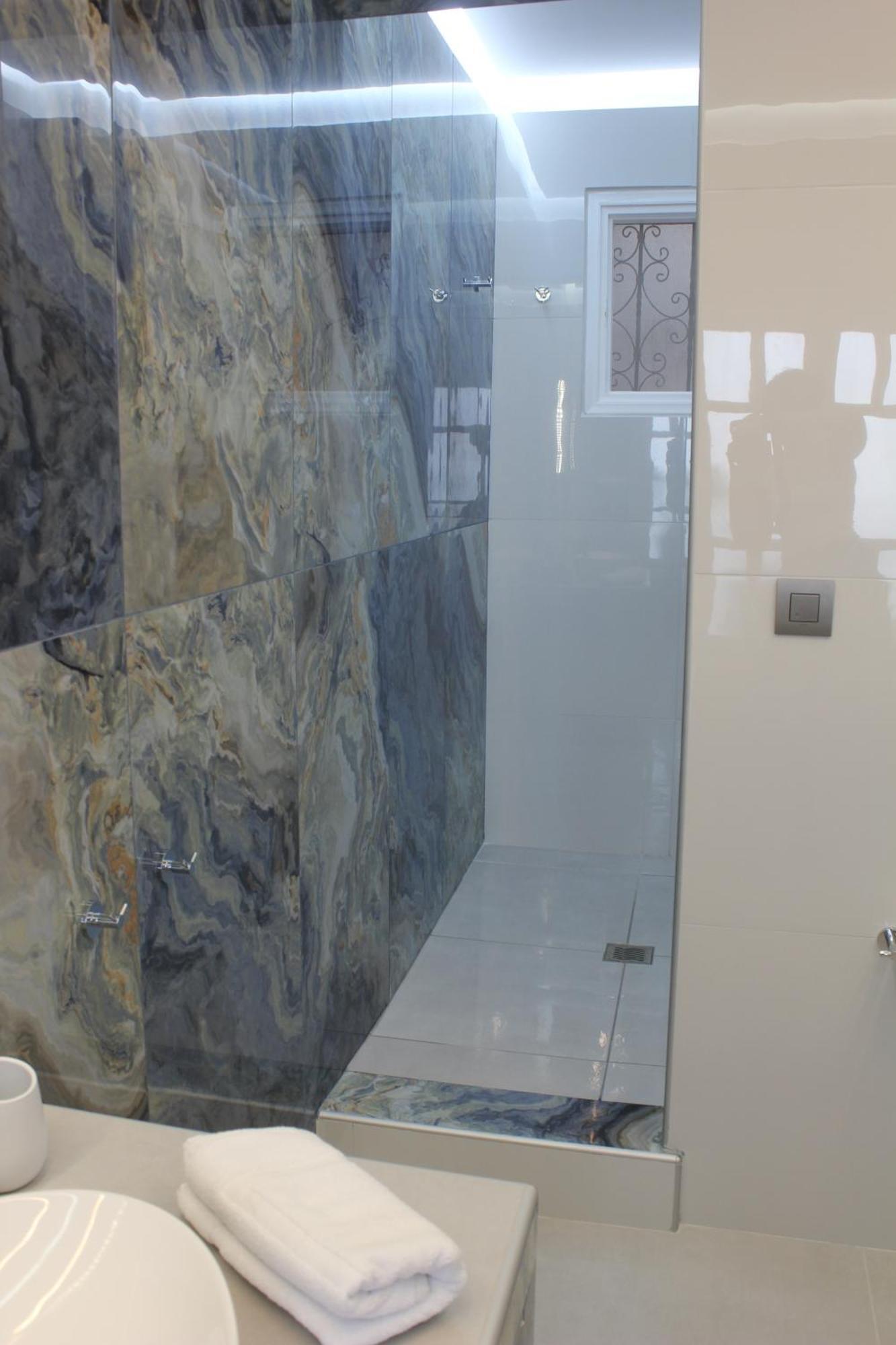 The Rock Luxury Homes メッサリア エクステリア 写真